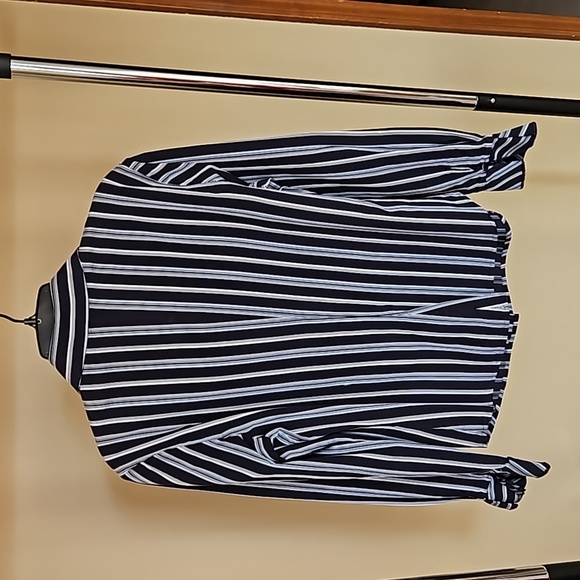 Limited Button Down Shirt - Picture 5 of 6